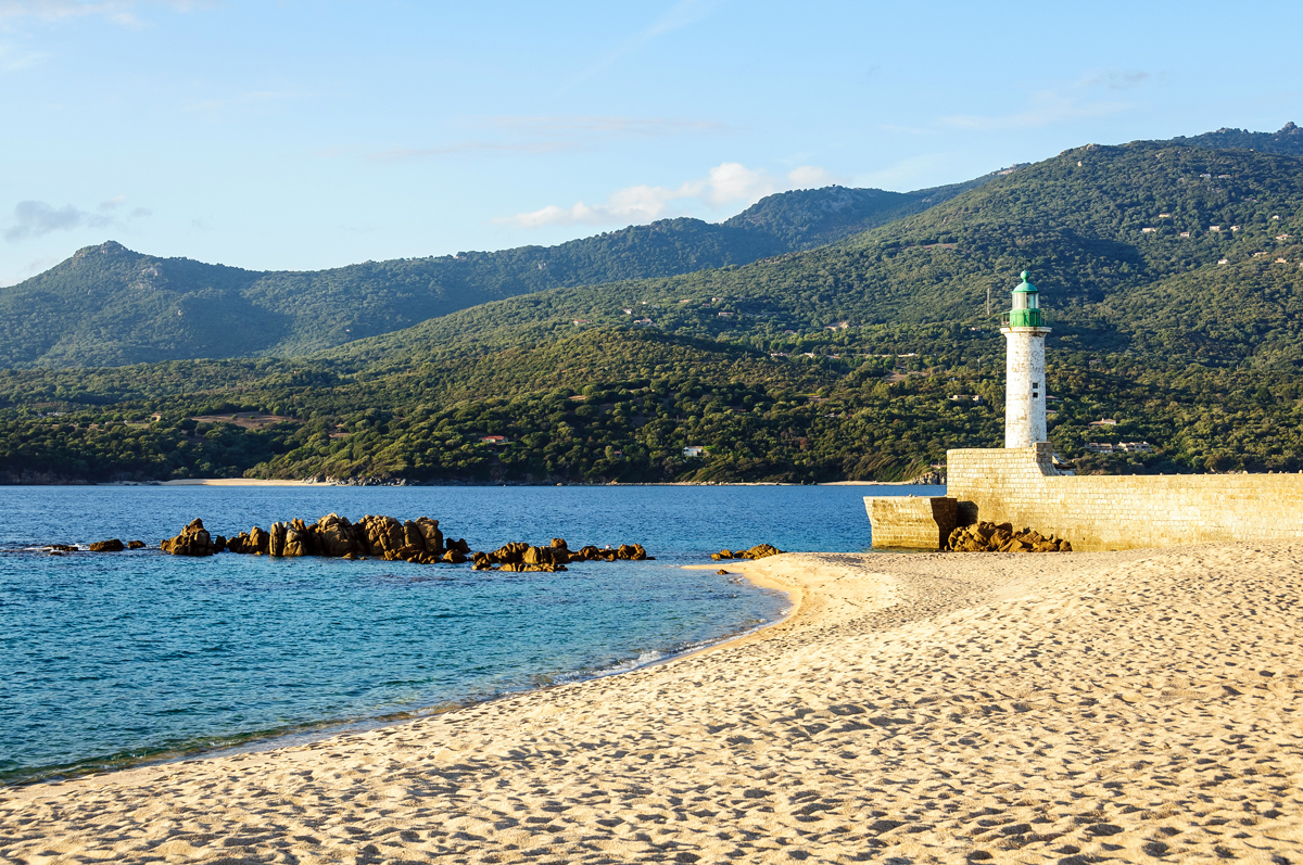 La plage du Lido, à Propriano en Corse du Sud