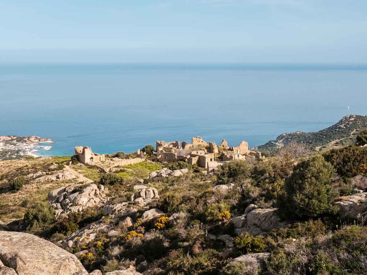 Village abandonné d'Occi à côté de Lumio en Balagne