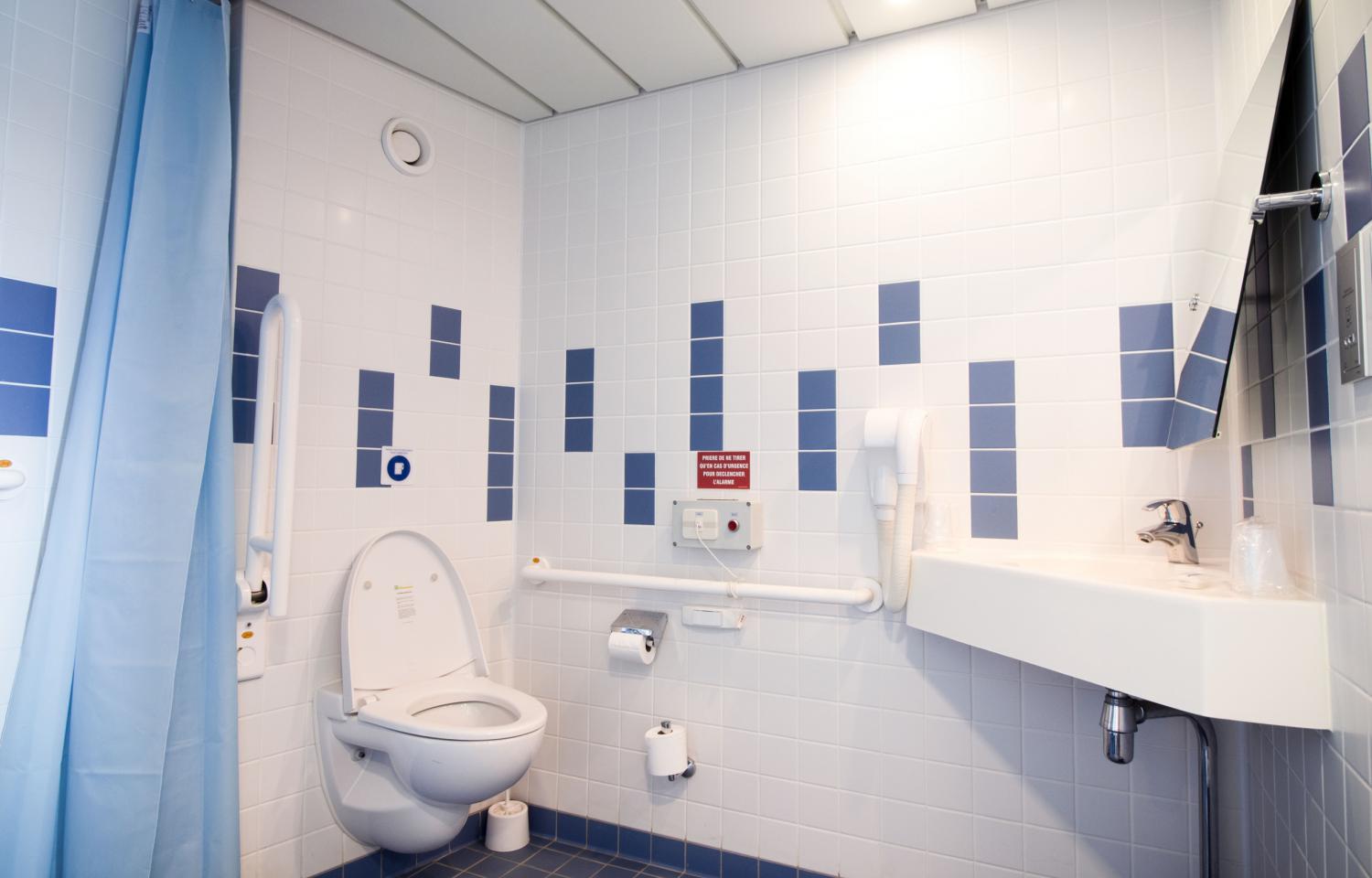 cabine-pmr-piana-douche