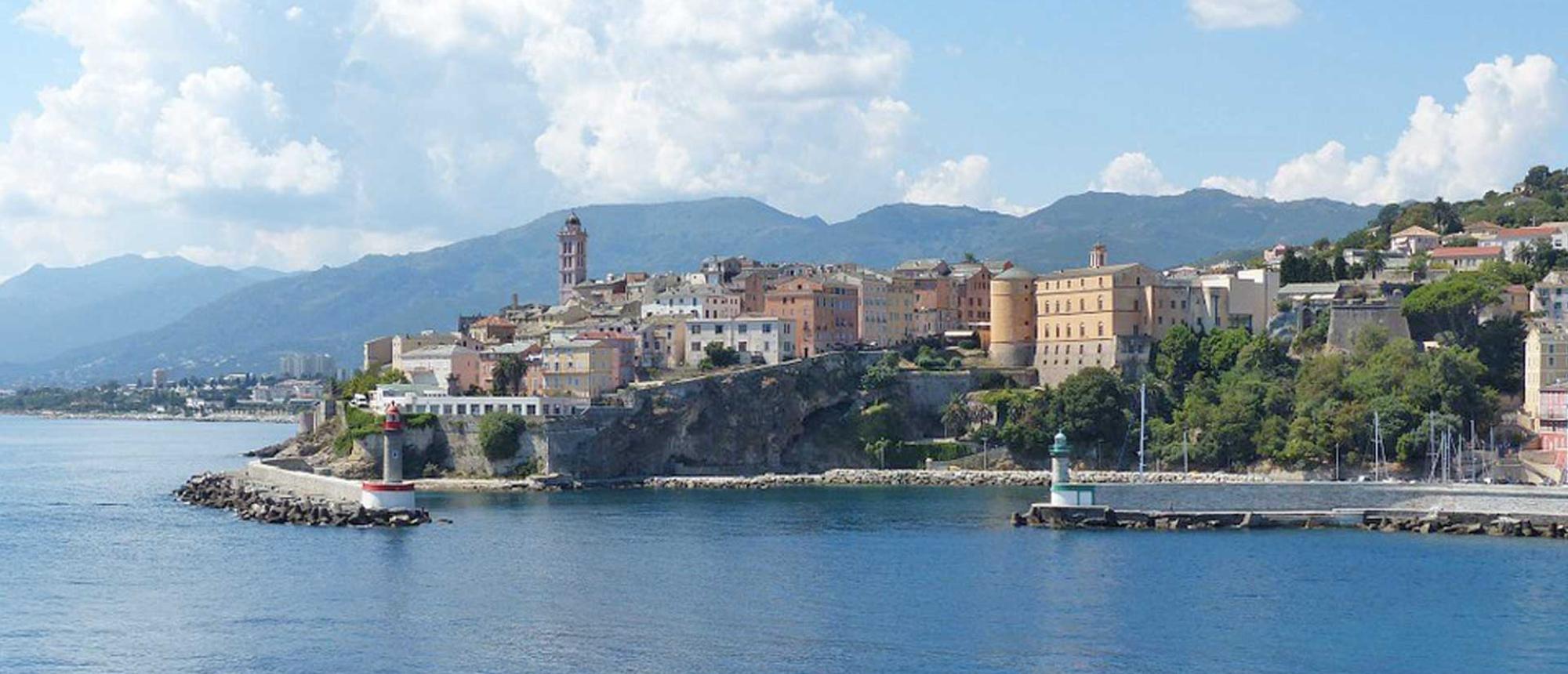 Bastia-vieux-port