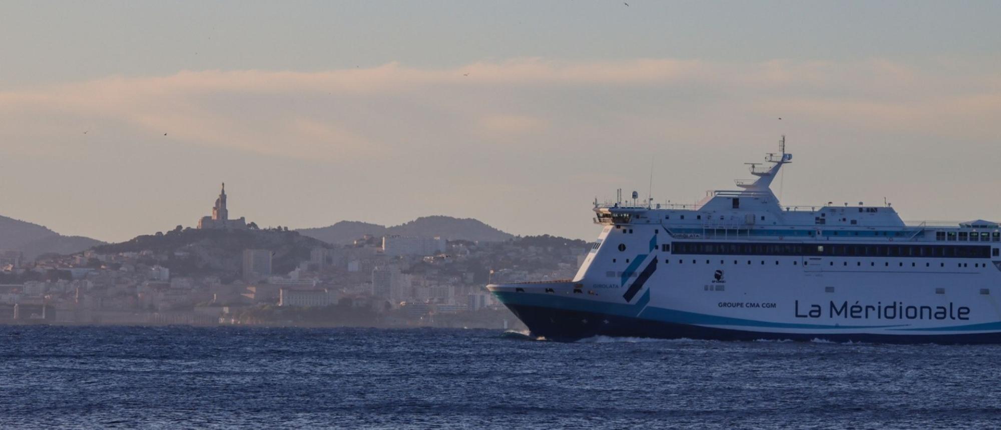 ferry baie marseille bonne mère