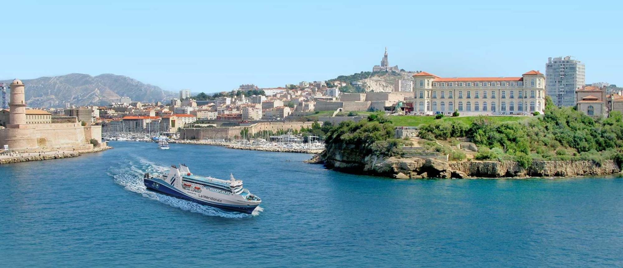 Navire La Méridionale port de Marseille