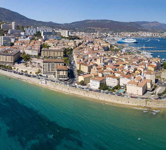 Vue aérienne d'Ajaccio