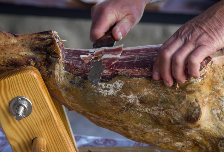 “Prisuttu” ou “Jambon sec de Corse”