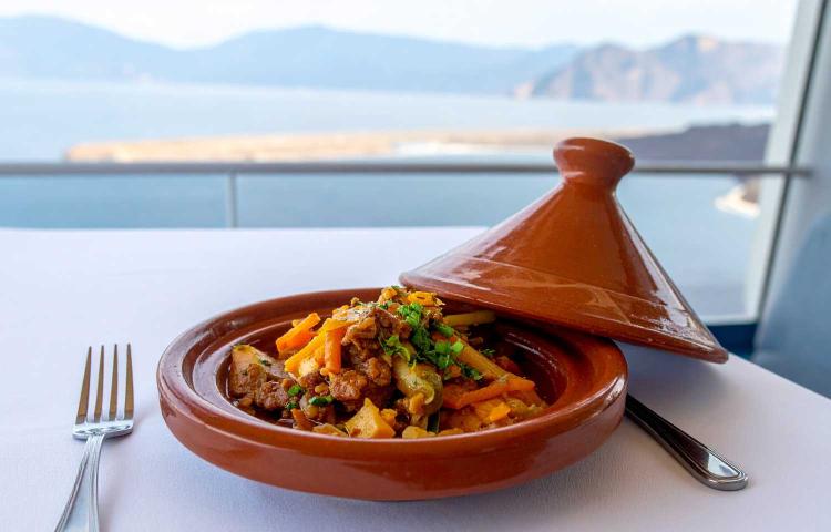 Tajine avec vue mer