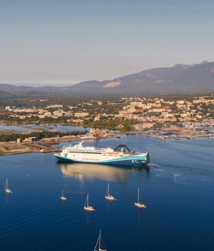 Girolata dans le golfe de Porto-Vecchio